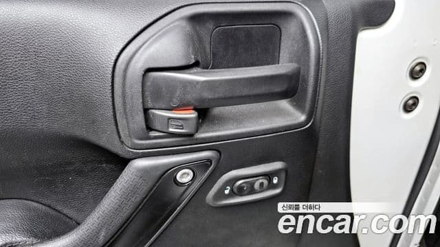 Jeep 랭글러 (JK) - Опции