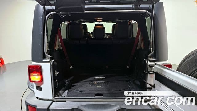 Jeep 랭글러 (JK) - Опции