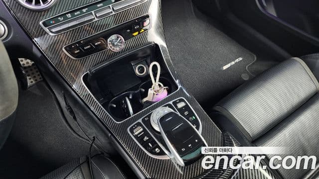 Mercedes-Benz C-클래스 W205 - Салон