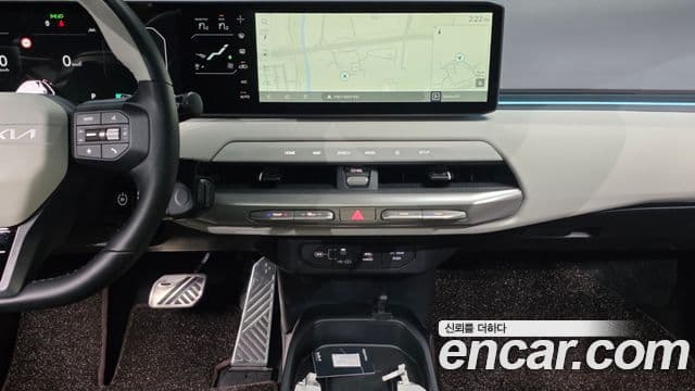 Kia EV4 - Опции