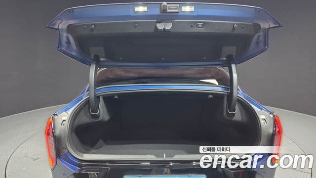 Kia EV4 - Опции