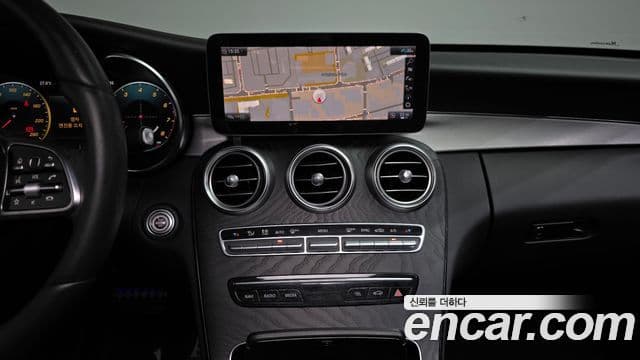 Mercedes-Benz C-클래스 W205 - Опции