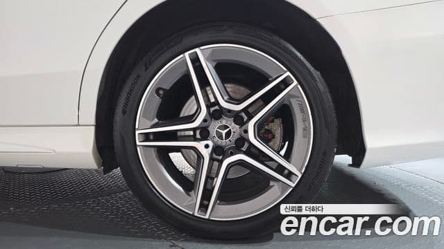 Mercedes-Benz C-클래스 W205 - Экстерьер
