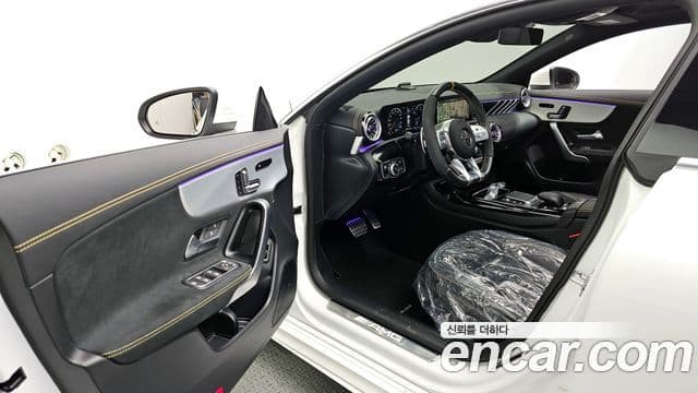 Mercedes-Benz CLA-클래스 C118 - Салон