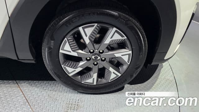 KG Mobility 토레스 EVX - Экстерьер