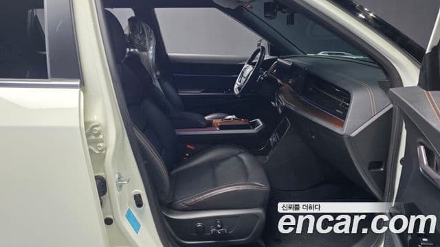 KG Mobility 토레스 EVX - Опции