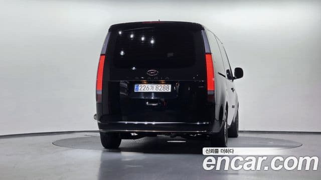 Hyundai 스타리아 - Экстерьер