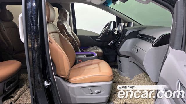 Hyundai 스타리아 - Опции