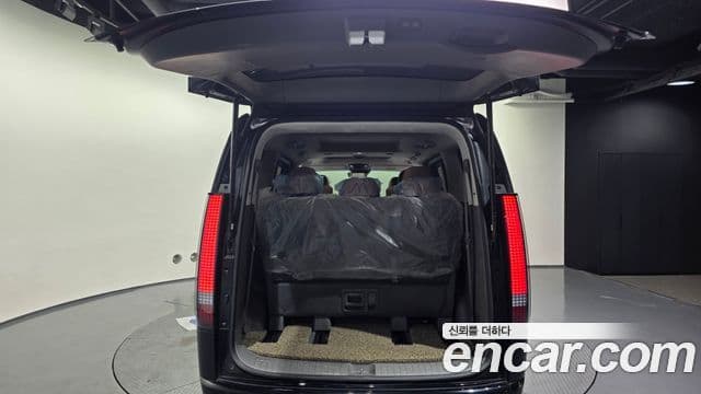 Hyundai 스타리아 - Опции