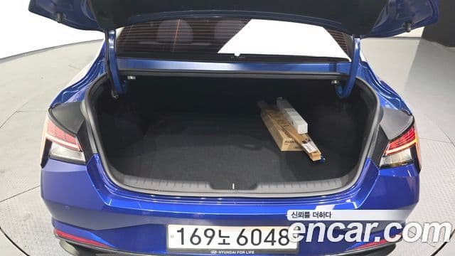 Hyundai 아반떼 (CN7) - Опции