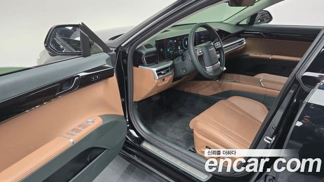 Hyundai 그랜저 하이브리드 (GN7) - Салон