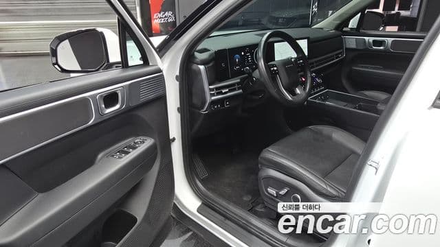 Hyundai 싼타페 (MX5) - Салон