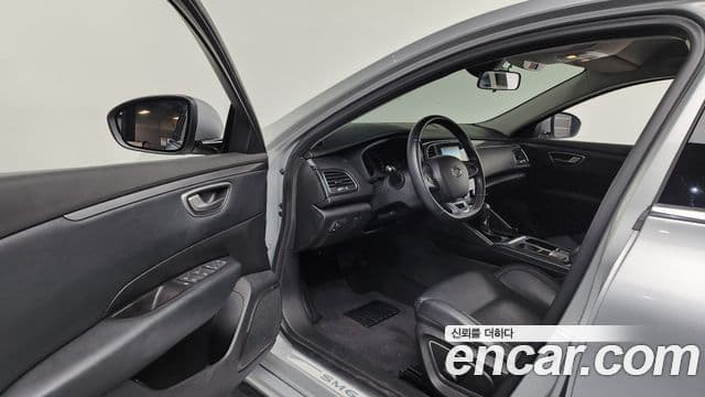 Renault Samsung SM6 - Салон