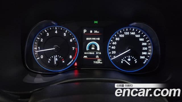 Hyundai 더 뉴 코나 - Салон