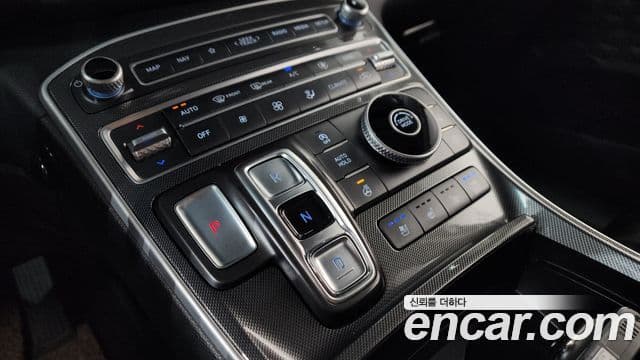 Hyundai 더 뉴 싼타페 - Салон
