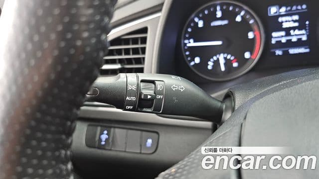 Hyundai 아반떼 AD - Опции