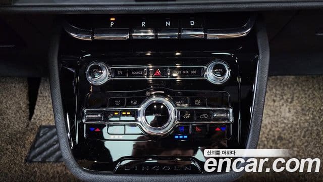 Lincoln 코세어 - Салон