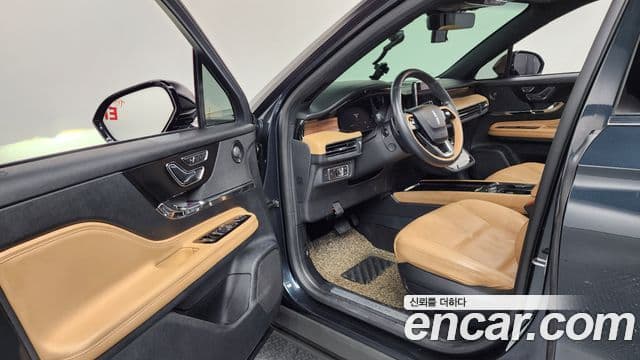 Lincoln 코세어 - Салон