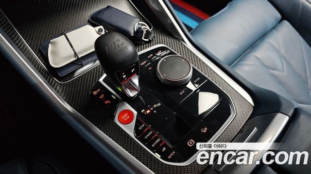 BMW XM (G09) - Салон
