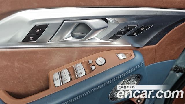 BMW XM (G09) - Опции