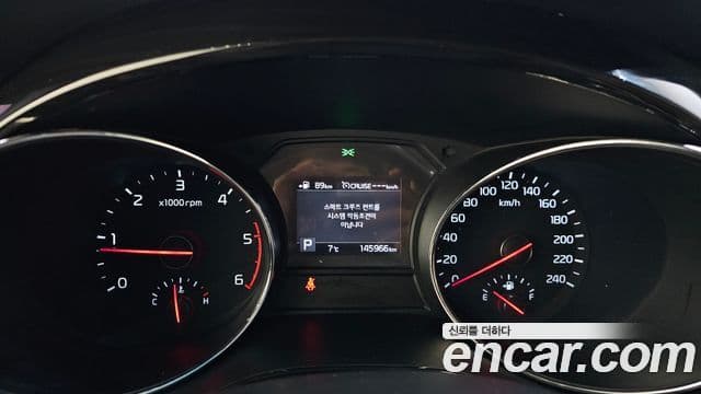 Kia 더 뉴 카니발 - Салон