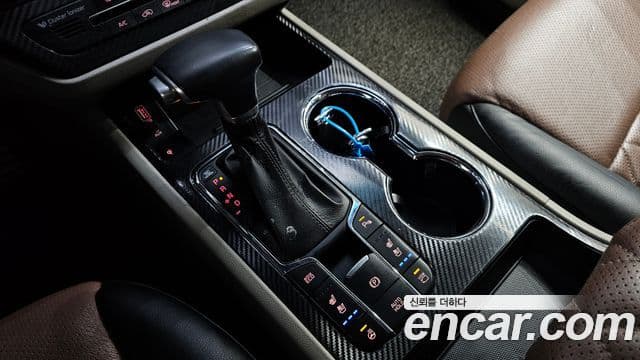 Kia 더 뉴 카니발 - Салон