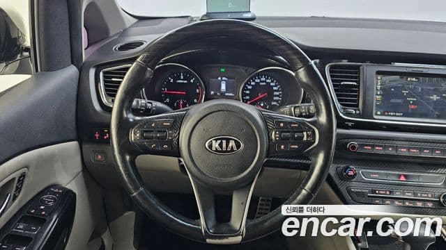 Kia 더 뉴 카니발 - Опции