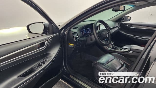 Hyundai 그랜저 IG - Салон
