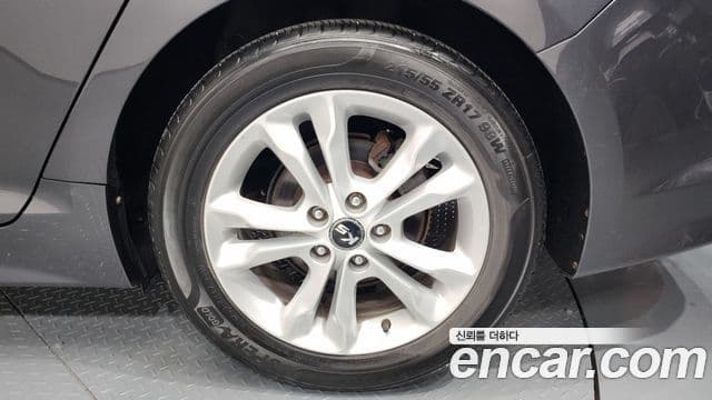 Kia K5 - Экстерьер