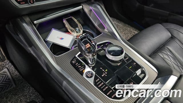 BMW X6 (G06) - Салон