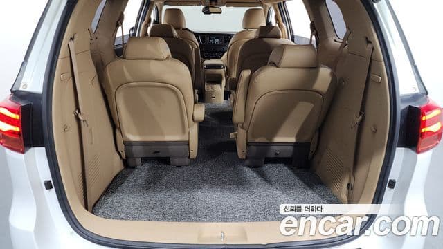 Kia 더 뉴 카니발 - Опции