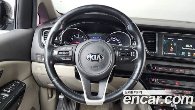 Kia 올 뉴 카니발 - Опции