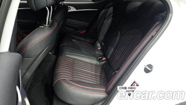 Genesis G70 - Опции