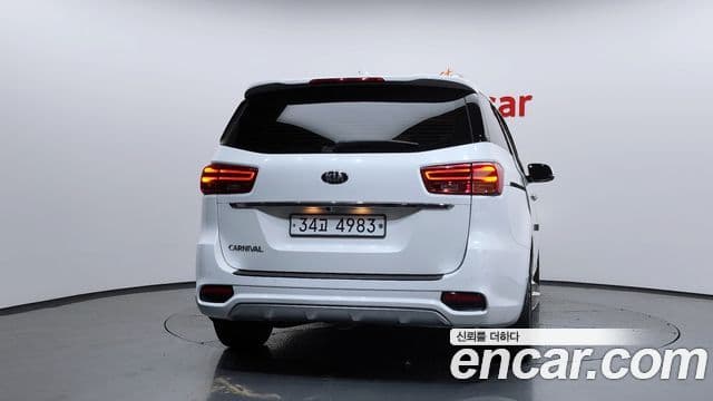 Kia 더 뉴 카니발 - Экстерьер