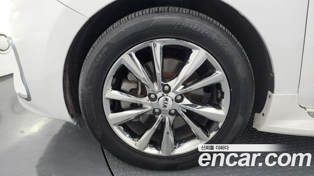 Kia 더 뉴 카니발 - Экстерьер