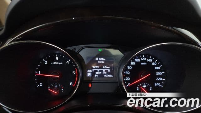 Kia 더 뉴 카니발 - Салон