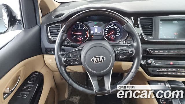 Kia 더 뉴 카니발 - Опции