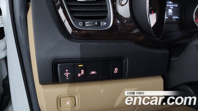 Kia 더 뉴 카니발 - Опции