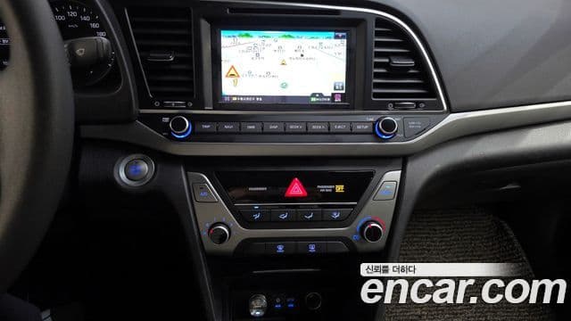 Hyundai 아반떼 AD - Опции