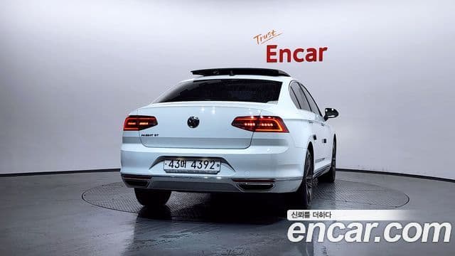 Volkswagen 파사트 GT(B8) - Экстерьер