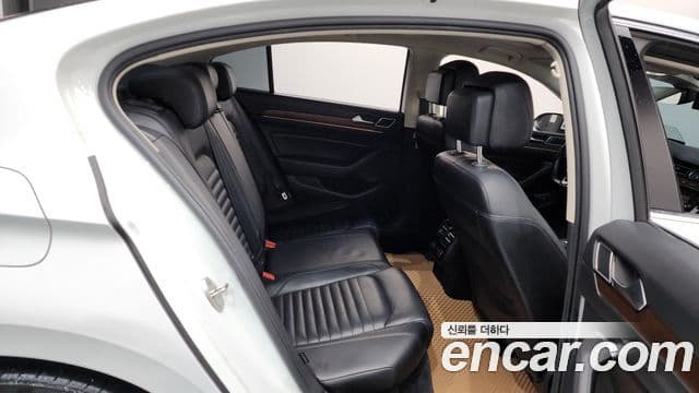 Volkswagen 파사트 GT(B8) - Опции