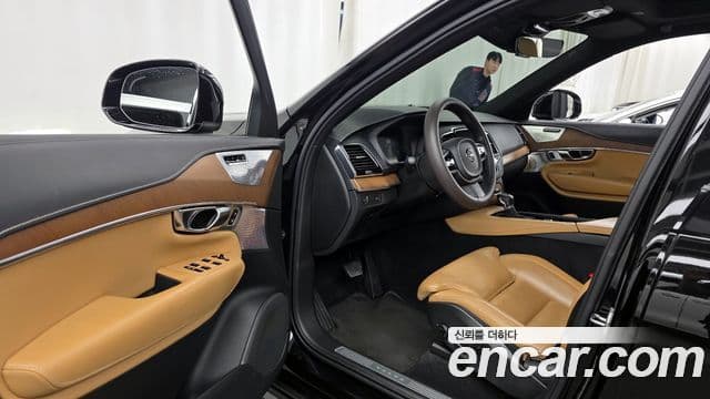 Volvo XC90 2세대 - Опции