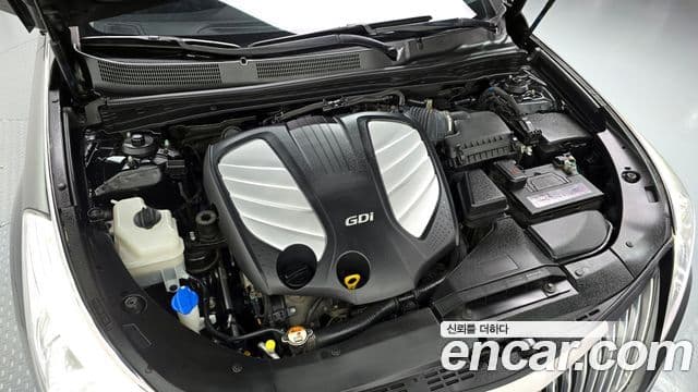 Hyundai 그랜저 HG - Салон