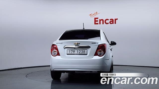 Chevrolet 아베오 세단 - Экстерьер