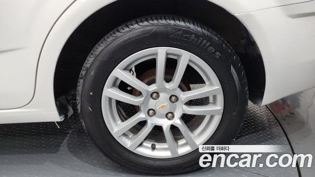 Chevrolet 아베오 세단 - Экстерьер