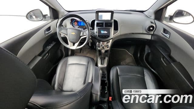 Chevrolet 아베오 세단 - Салон