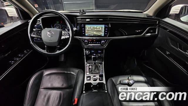 KG Mobility 뷰티풀 코란도 - Салон